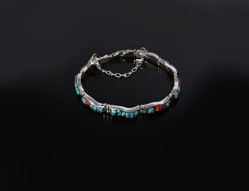 Montana West Red Embroidered Concealed Carry Crossbody Bag